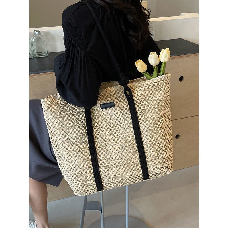Beige knitted beach tote with large capacity and one-shoulder strap – breathable and foldable